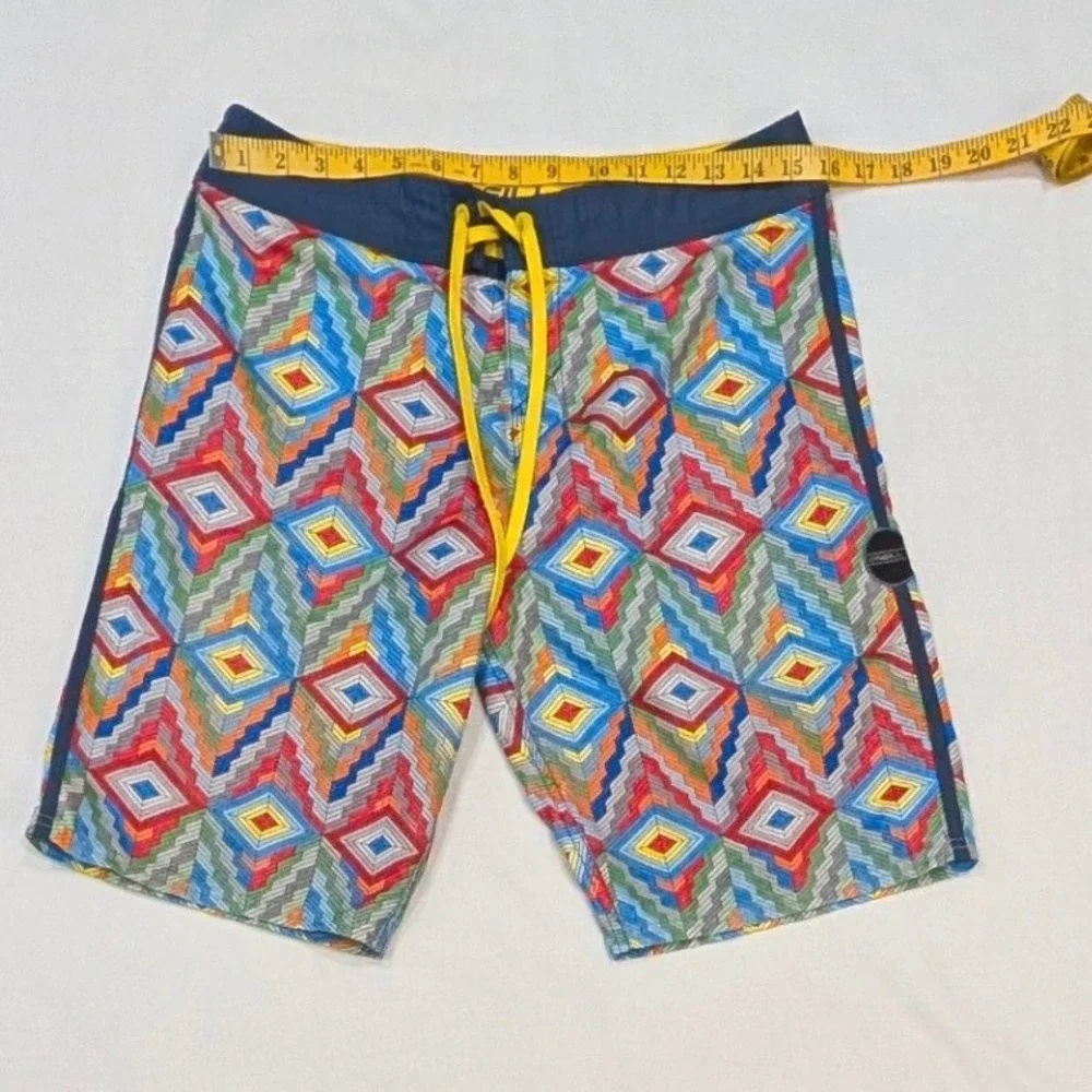 O'Neill Men's Geometric Diamond Print Board Shorts Multi-Color Size 31